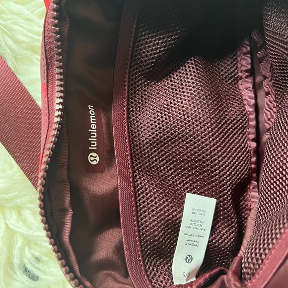 Lululemon Rabbit Everywhere Belt Bag - Picture 5 of 5